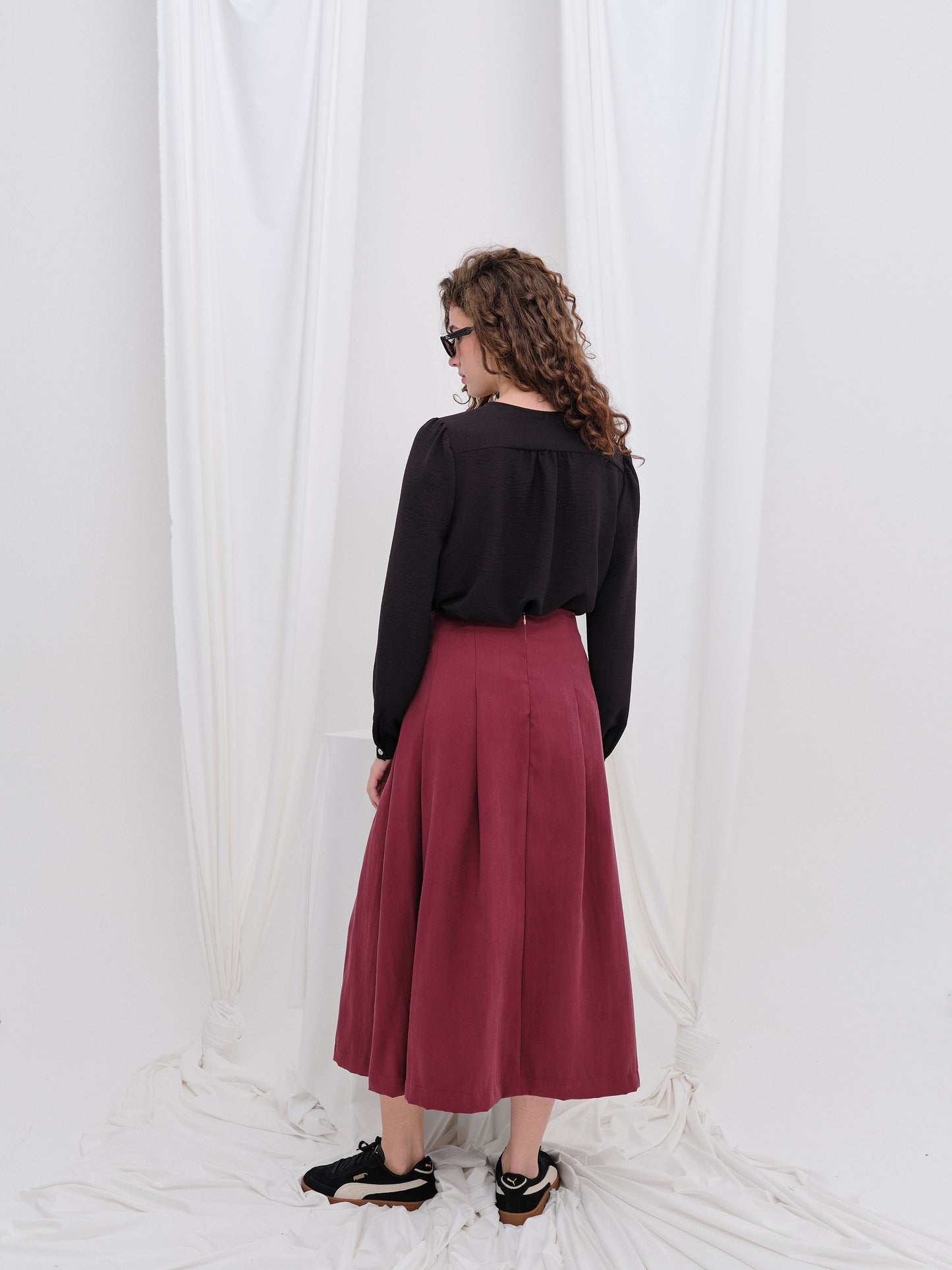 FALDA PÉTALO GRANATE