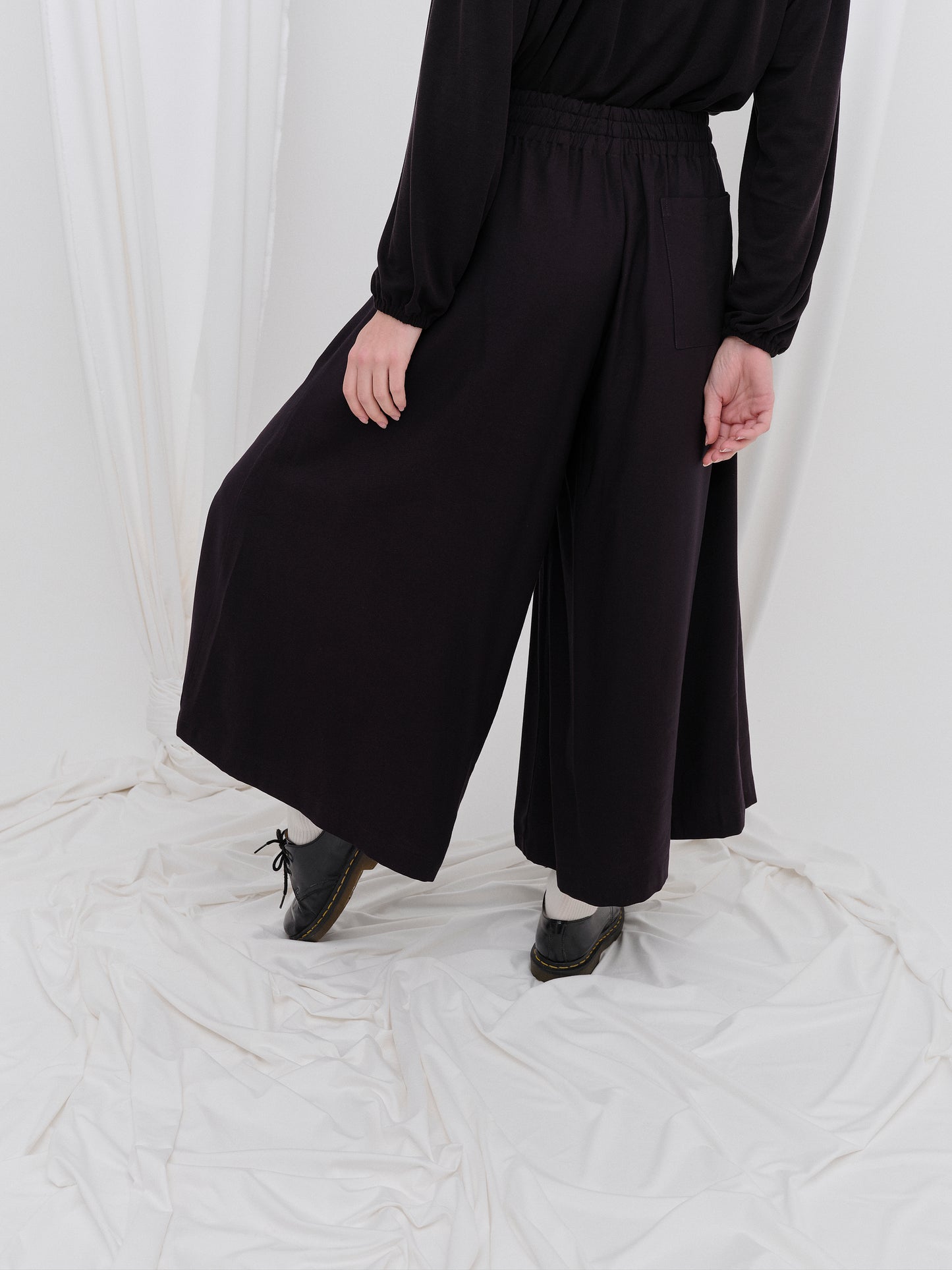 PANTALÓN NORI NEGRO