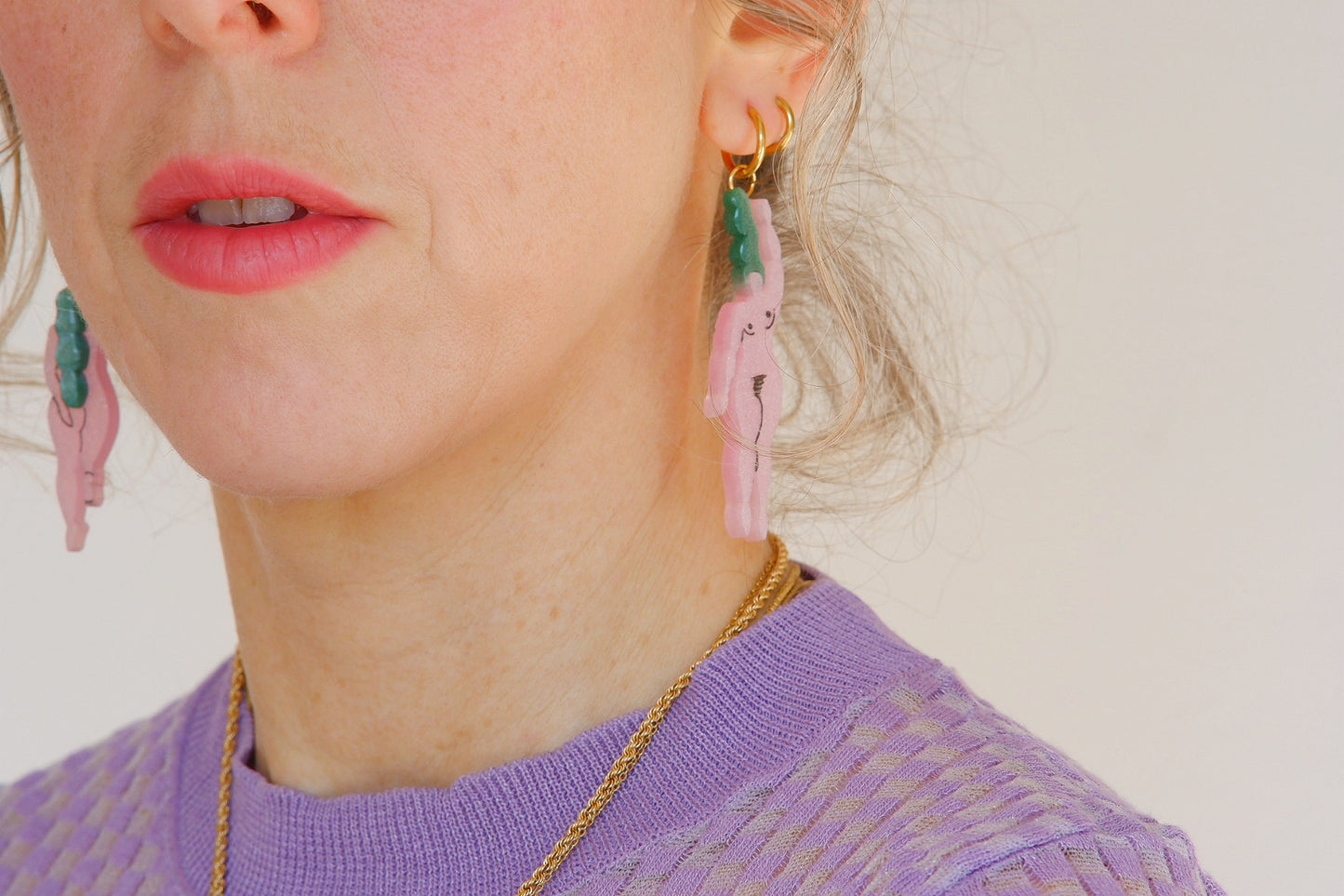 AROS NAIRE