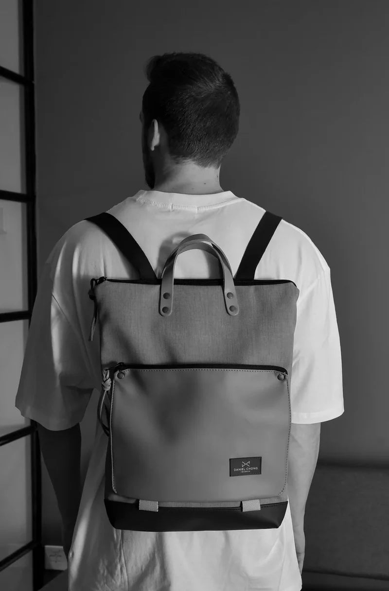 MOCHILA BOOK HOLDER IMPERMEABLE