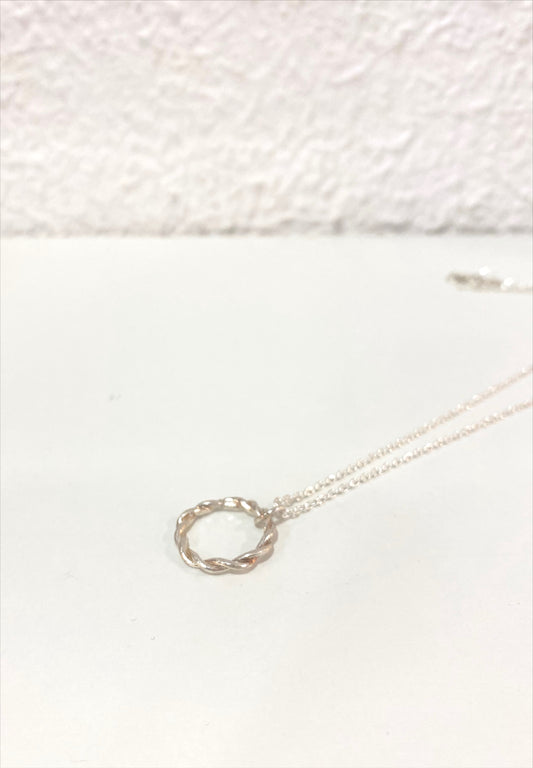 COLLAR CÍRCULO DOS HILOS PLATA