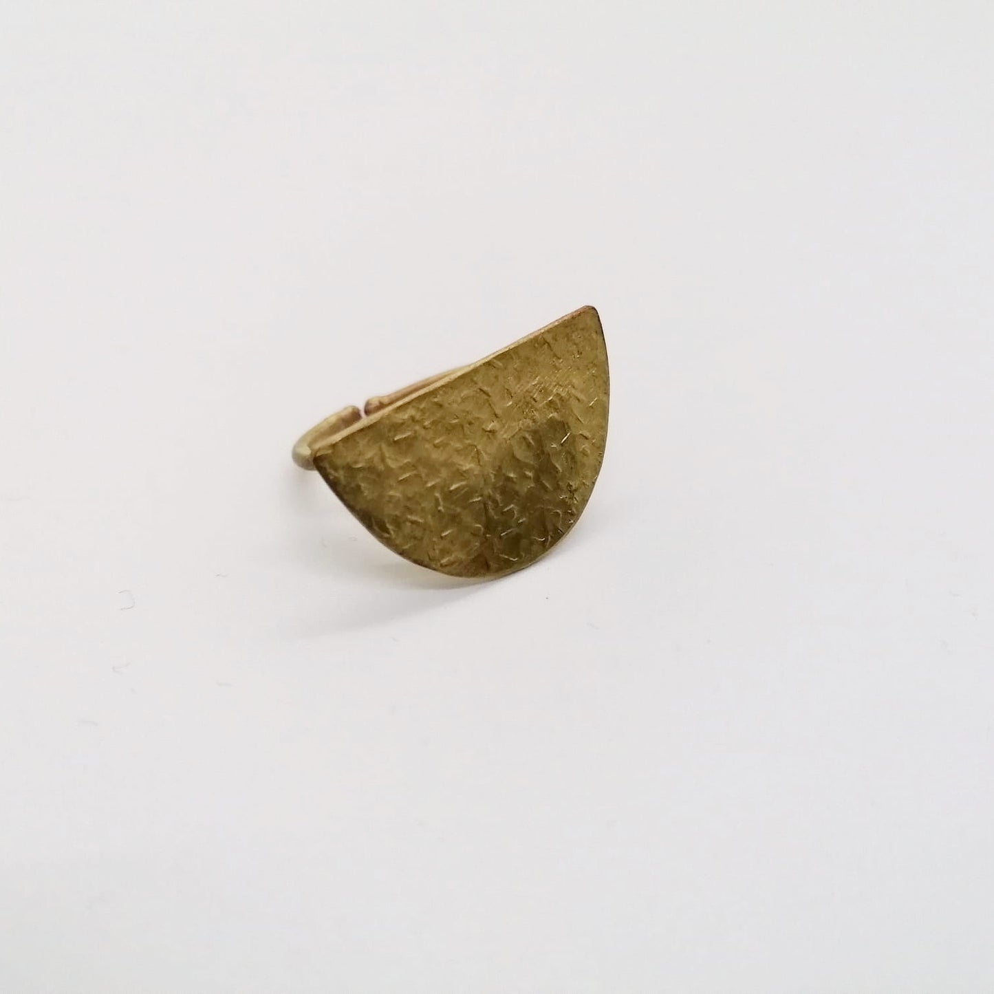 ANILLO SEMICIRCULO LATÓN