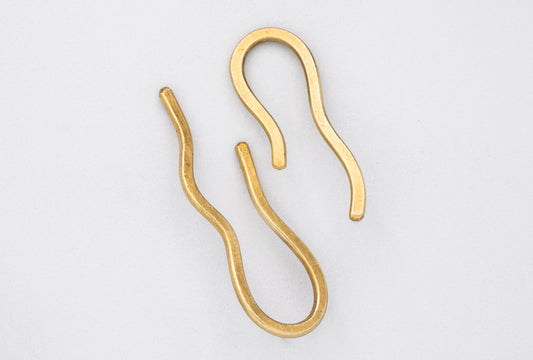 PENDIENTES ORILLA LATÓN