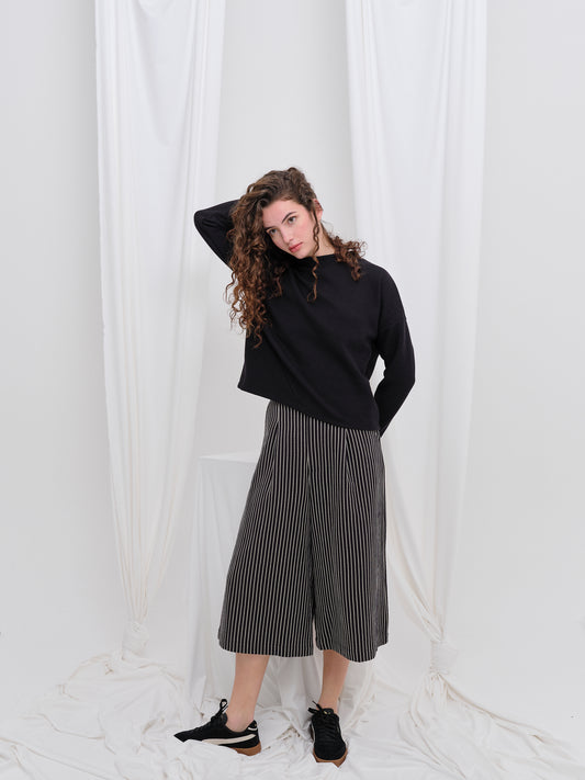 PANTALÓN CAPARINA NEGRO RAYAS