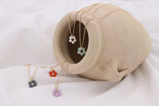 COLLAR BLOOM