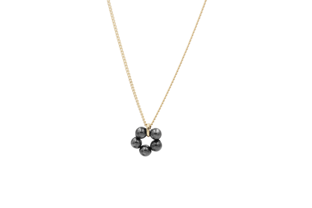 COLLAR BLOOM
