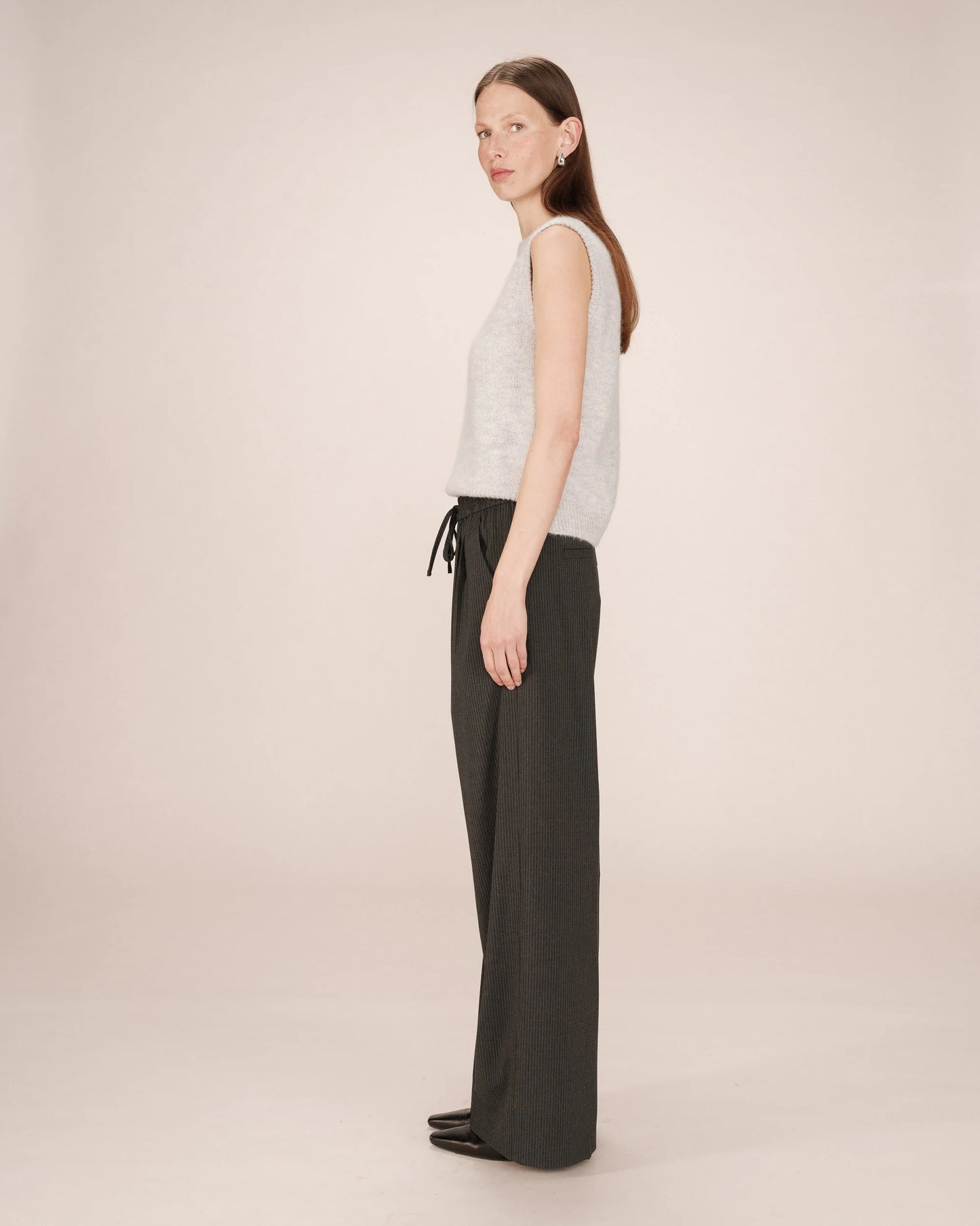 PANTALÓN STAY ANTRACITA