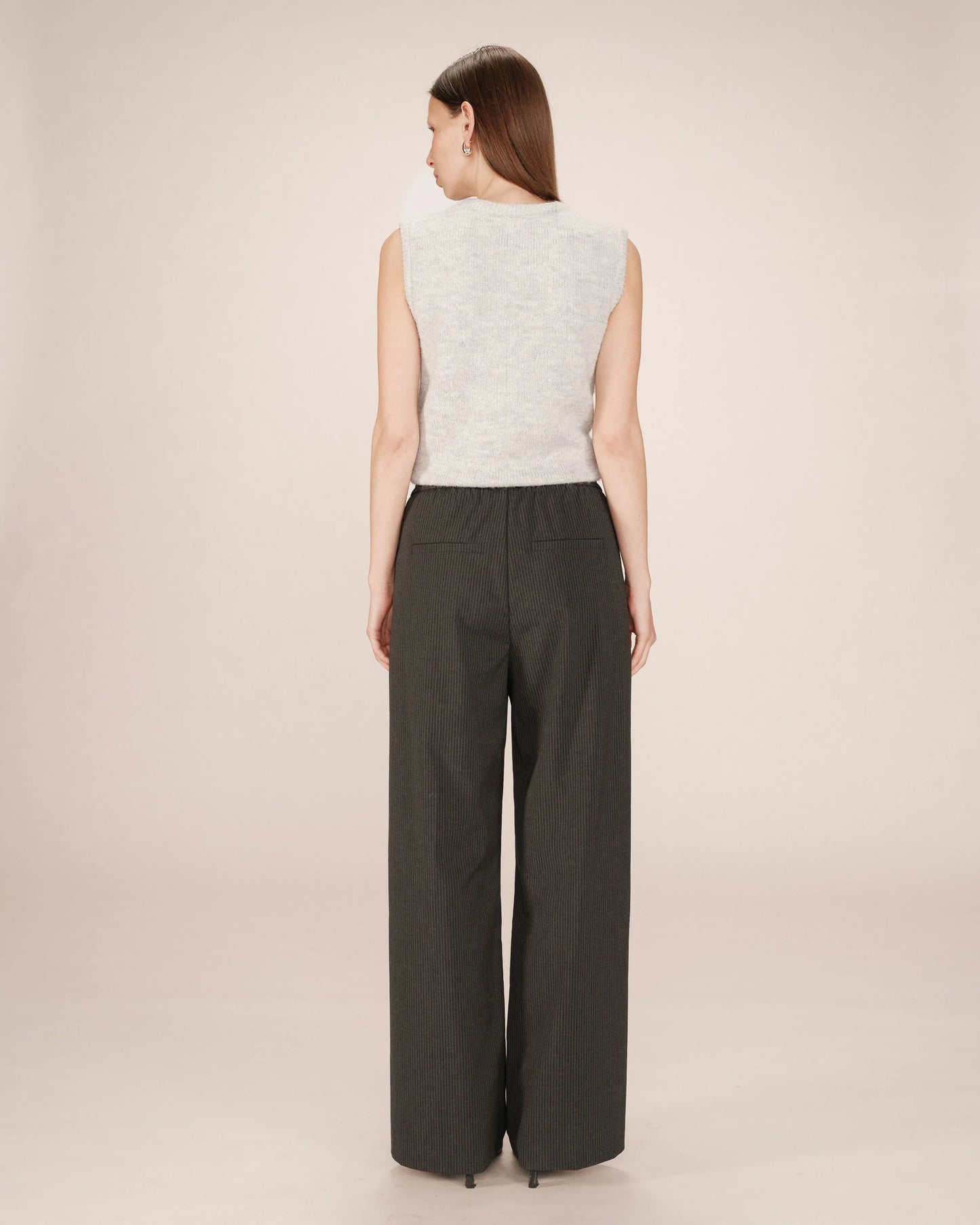 PANTALÓN STAY ANTRACITA