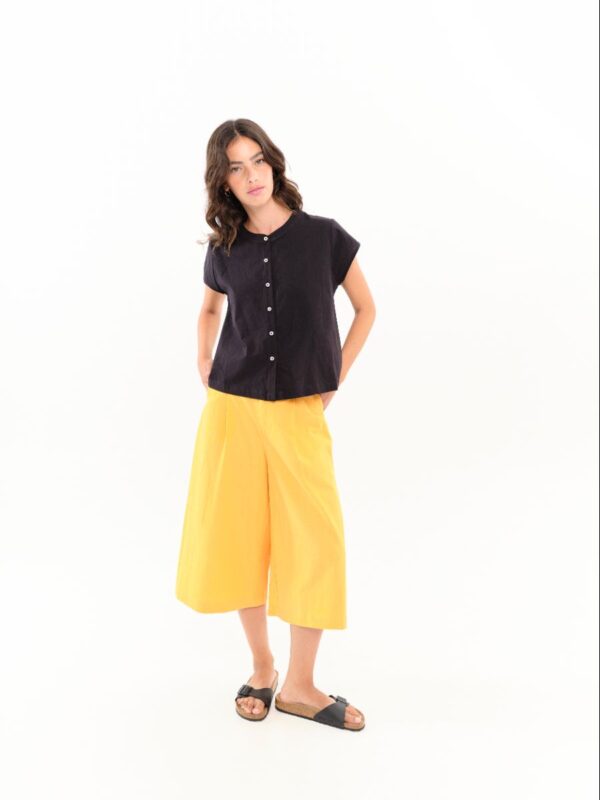 PANTALON CAPARINA AMARILLO