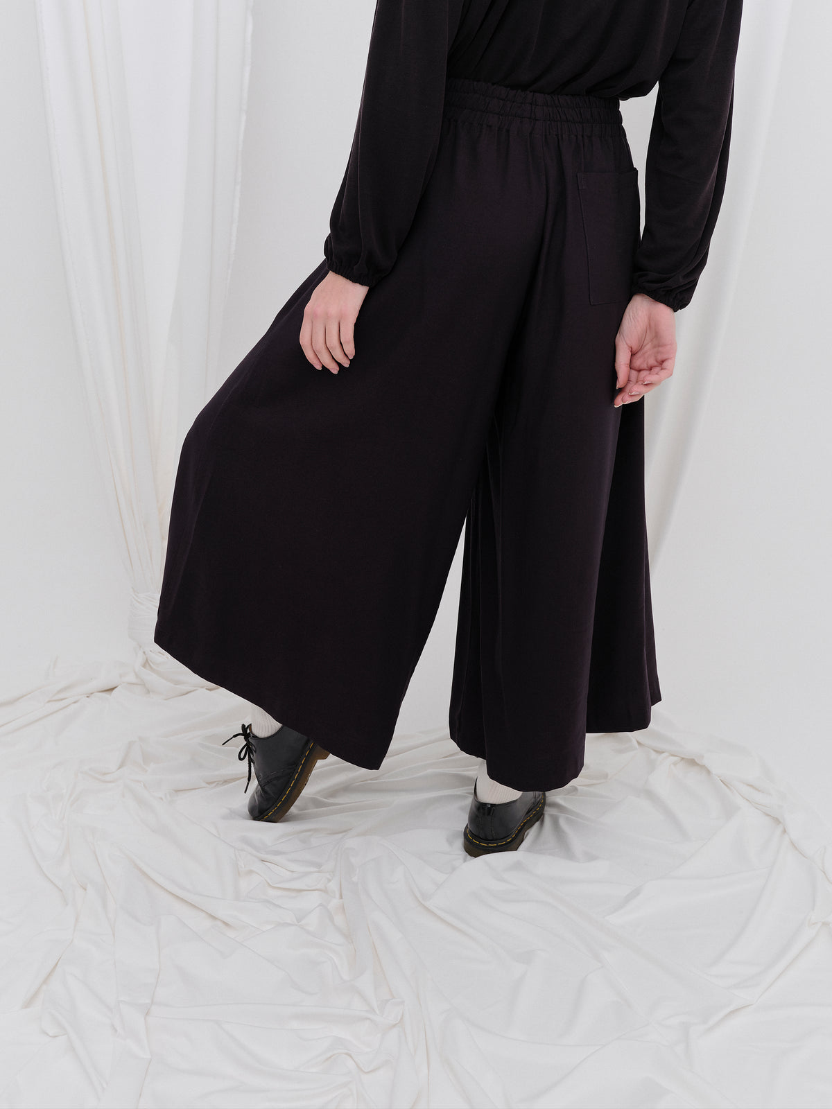 PANTALÓN NORI NEGRO