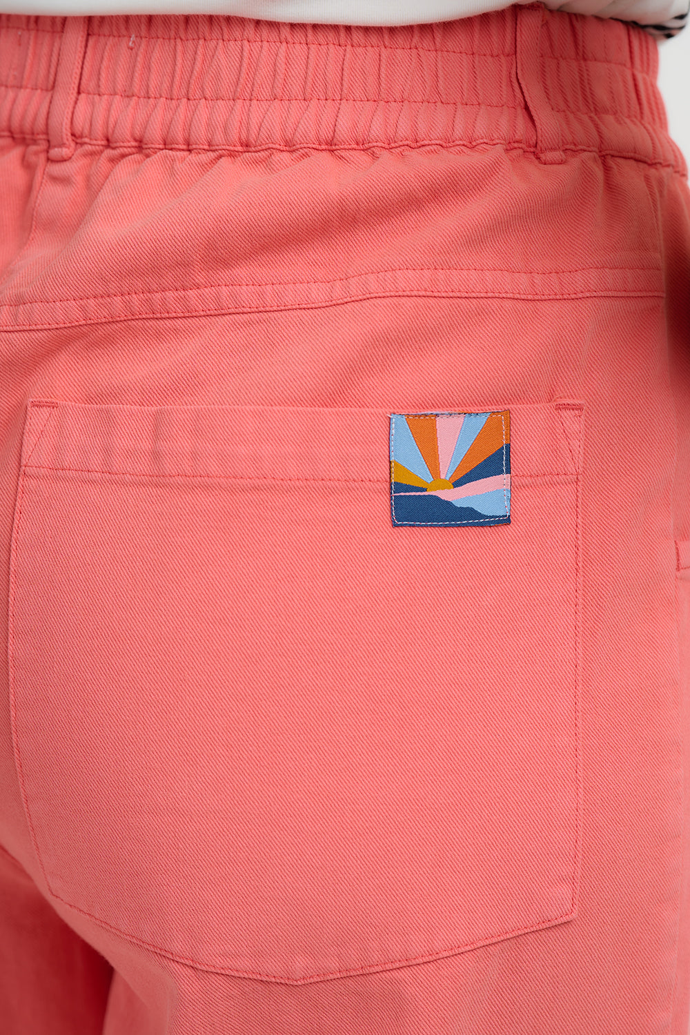 PANTALÓN CHARLENE CROPPED CORAL