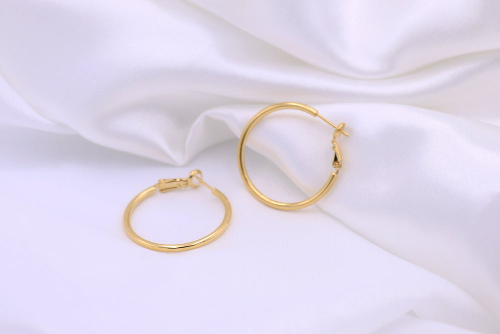 PENDIENTES SLEEK MEDIUM HOOP GOLD