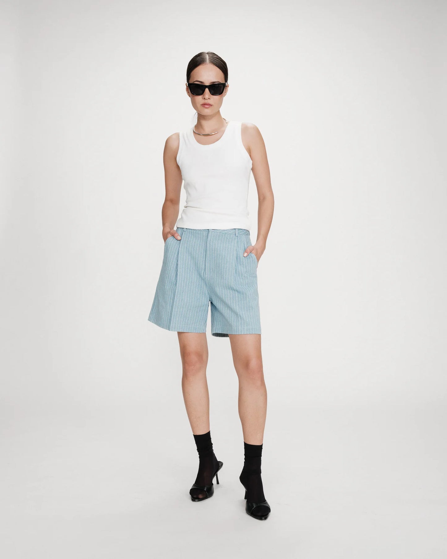 SHORT VARS RAYAS AZUL